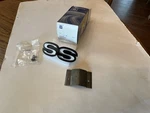 Nos 1969-1971 Camaro Ss Super Sport Grill Emblem Gm# 3981921. Fixed Price $99.99.