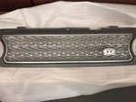 DHB500550LQV Range Rover Grille. Fixed Price $258.00.