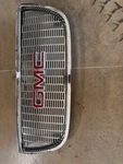 Gmc Oem Grill 07-14. Fixed Price $150.00.