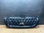 2000 2001 Mitsubishi Montero Front Upper Grille Oem V9582 Dg. Fixed Price $76.41.