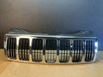2005 2006 2007 Jeep Grand Cherokee Front Upper Grille Oem AB7874 Dg. Fixed Price $79.90.