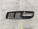 Audi A8 D3 2008 Left Side Lower Bumper Fog Light Grill 4E0807681AM (damaged). Fixed Price $94.11.