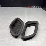 Bmw E90 E92 E93 M3 08-13 Hood Scoop Seal Right Passenger Driver Left 8041988. Fixed Price $40.00.