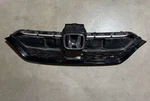2017-2019 Honda Cr-v Front Grille Oem 71121-TLA-A600. Fixed Price $95.00.