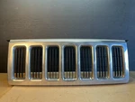 2006 To 2010 Jeep Commander Front Upper Grille Oem AB7870 Dg. Fixed Price $79.50.