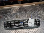 Grille Convertible Upper Fits 06-10 Volvo 70 Series 1173388. Fixed Price $160.00.