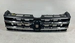 2018-2020 Volkswagen Atlas Grille Assembly Oem Front Bumper. Fixed Price $200.00.