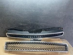 2007 2014 Chevrolet Tahoe Suburban Lower Upper Grille Set Oem V2766 Dg. Fixed Price $94.50.