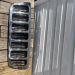 99 00 01 02 03 Jeep Grand Cherokee Grille Chrome Oem 55155921AA. Fixed Price $52.00.