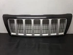 2004 Jeep Grand Cherokee Loredo Radiator Grille Oem 0XC051B8AC. Fixed Price $260.00.