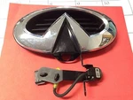 Oem Infiniti QX80 15-16 Front Grille Emblem W/camera P/n: 284F1 5AM1A-620785ZA0A. Fixed Price $150.00.