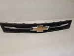2017 - 2022 Chevrolet Trax Grille Upper Chrome Bar Without Black Emblem. Fixed Price $170.80.