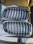 Oem Front Kidney Grille 5113 294 807 Left & Right 2014 Bmw 328I Gt Sport Line. Fixed Price $95.00.