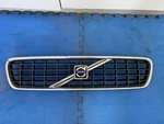 2004 - 2007 Volvo S40 V50 Front Bumper Grill W/ Emblem Genuine 8620116. Fixed Price $159.99.