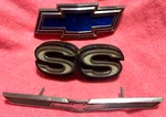 Vintage Lot Of 1970'S Hood/grill Front Emblem Gm Oem 3945722, 3990740, 3968564. Fixed Price $115.00.