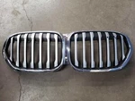 20 21 22 Bmw X1 Upper Grille W/o M-aerodynamic Package. Fixed Price $220.00.