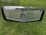 2002-2006 Cadillac Escalade E&g Horizonal Front Grille Assembly Esv Ext. Fixed Price $450.00.
