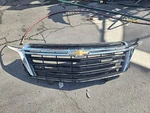 Front Upper Grille Gm 85573300 From 2023 Chevy Equinox Lt 9869479. Fixed Price $590.00.