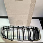 Genuine Oem Front Passenger Right Grille For Bmw 51138054332. Fixed Price $150.00.