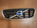 2010-2013 Volvo XC60 Grille 31284338, Radar & Collision Warning Syste Cmbb. Fixed Price $205.92.
