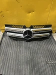 07-09 Mercedes X164 GL350 GL320 Front Radiator Hood Grille Assembly Oem. Fixed Price $200.00.
