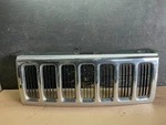 2006 To 2010 Jeep Commander Front Upper Grille Oem Z8370 Dg. Fixed Price $63.94.